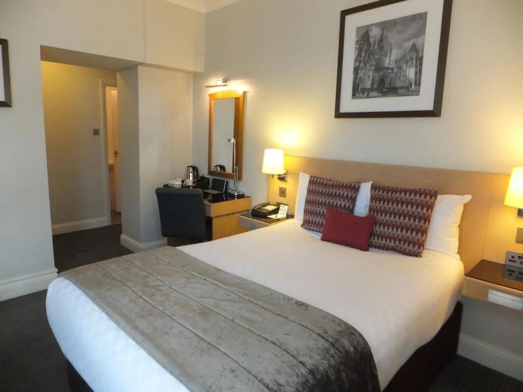 Standard Double Room Near Russell Square LON Luxury Bookings