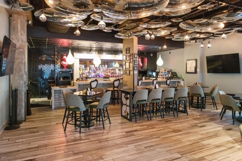 King room Near The Richman Law Firm DAL 9 Luxury Bookings