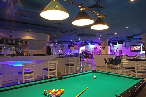 Deluxe King Or Twin Room Near Dubai Customs 11 Luxury Bookings