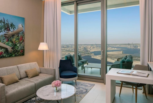 Urban Living King Studio Near Regalia Tower Dubai 2 Luxury Bookings