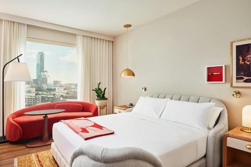 King Room Near Blue Print Showroom DAL 1 Luxury Bookings