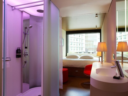 King Room Near The Crane Building London LON 4 Luxury Bookings