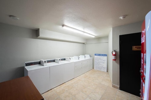 King Room Near Lake point Church North Dallas DAL 13 Luxury Bookings