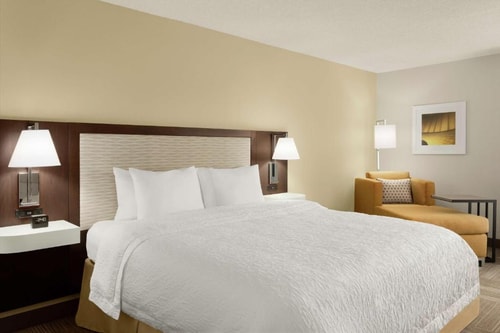 King Room Near To William P Hobby Airport HOU 1 Luxury Bookings