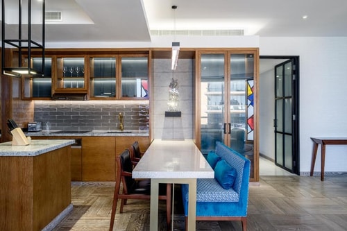 One Bedroom Family Suite With Kitchen At Jumeirah 5 Luxury Bookings