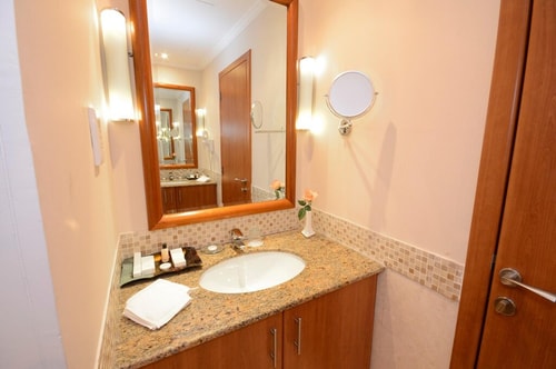 Three Bedroom Villa Near Mall Of The Emirates 8 Luxury Bookings