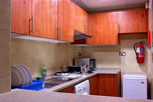 Studio Near Al Diar Sawa Hotel AUH 3 Luxury Bookings