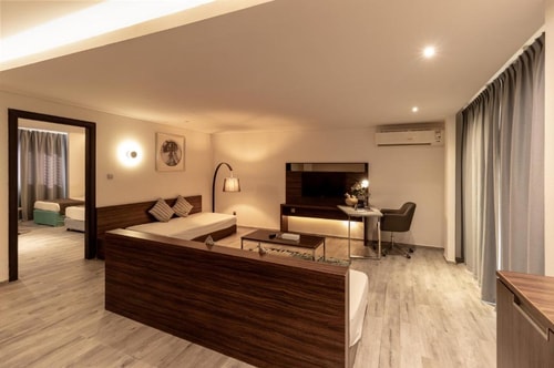 One Bedroom Villa Near Dreamland Aqua Park 4 Luxury Bookings