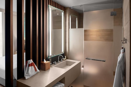 Urban King Room Near Brickell City Centre MIA 2 Luxury Bookings