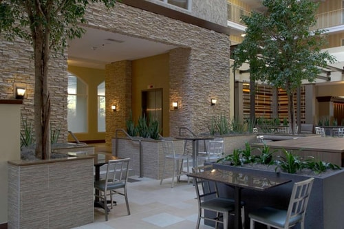 King Room Near Medical/Market Center DAL 14 Luxury Bookings