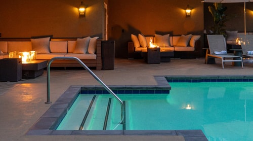 King Room Near Santa Monica High School LA 11 Luxury Bookings