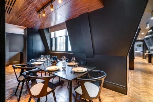 City King Room Near The Maughan Library LON 10 Luxury Bookings