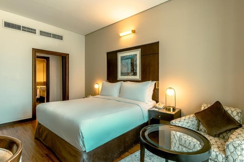 1 Bedroom Executive Suite Near Internet City Metro 1 Luxury Bookings