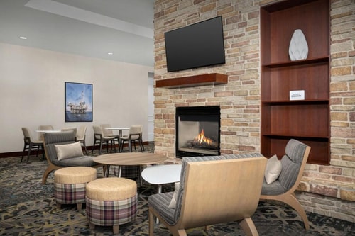 Queen Studio Near Beeler Memorial Pocket Park HOU 11 Luxury Bookings