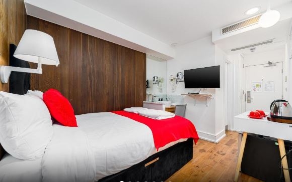 Standard Double Room Near Maryam Centre LON Luxury Bookings