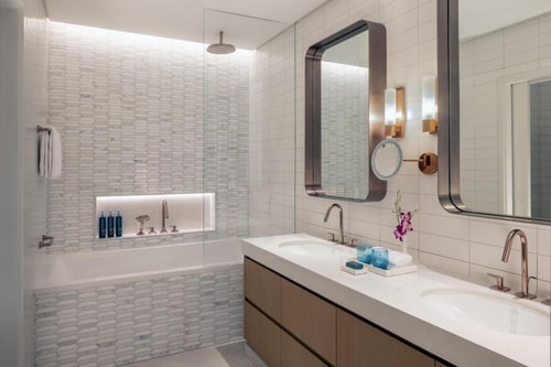 Two Bedroom Apartment City View Near Jewel Creek 6 Luxury Bookings