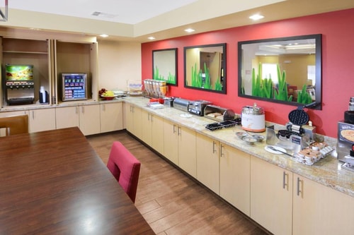 King Studio Near Quillian Memorial Center HOU 6 Luxury Bookings