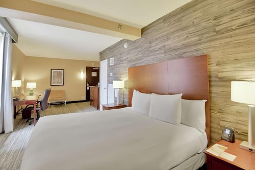 King Room Near To Uptown Collection HOU Luxury Bookings