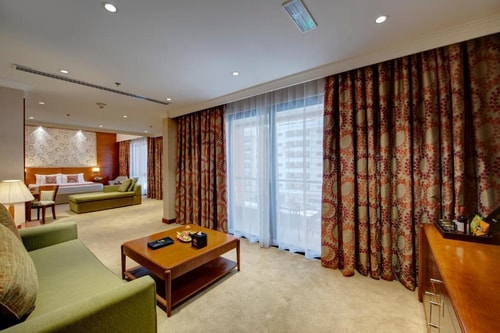 Junior Suite Near Dubai Mall Of Emirates 3 Luxury Bookings