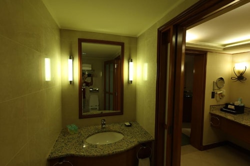 King Or Twin Room Near Reef Mall Dubai 8 Luxury Bookings