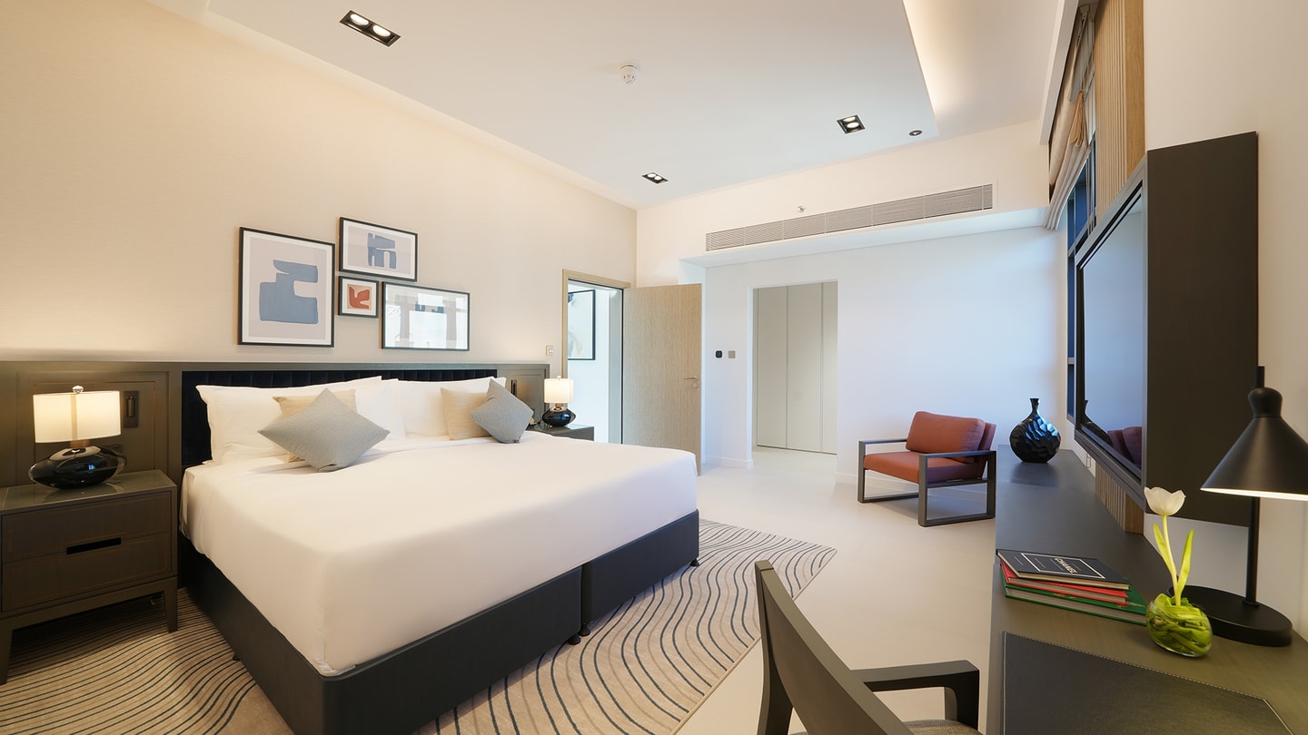 Deluxe Two Bedroom Apartment Pet Friendly In Palm Luxury Bookings