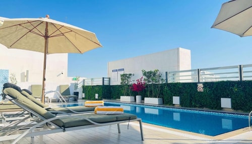 King Or Twin Room Pet Friendly In Dubai Al Barsha 17 Luxury Bookings