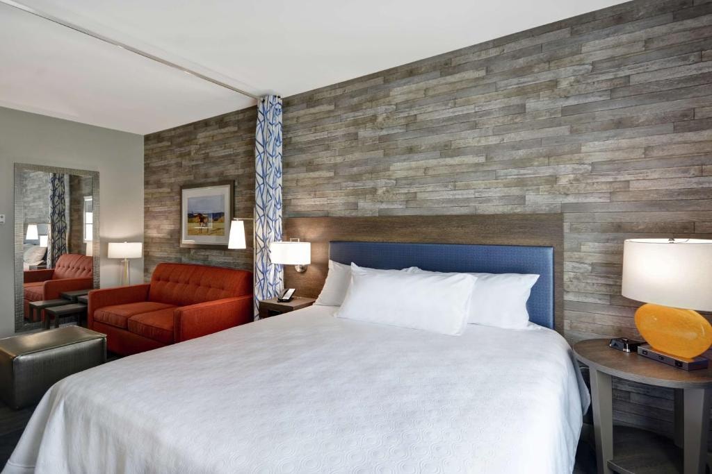 King Studio Suite Near Camden Park Westchase HOU Luxury Bookings