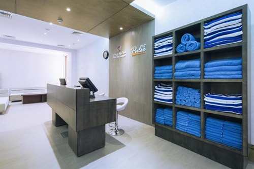 Classic King Or Twin Room Near Al Ain Market 9 Luxury Bookings