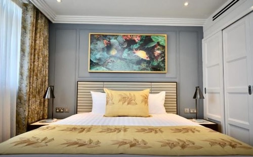3 Bedroom Deluxe Apartment Near Barclays Bank LON 3 Luxury Bookings
