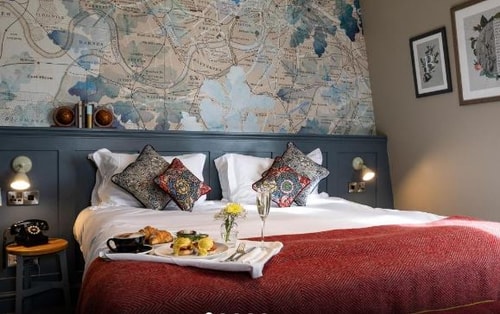 Double Or Twin Room Near Tesco Superstore LON Luxury Bookings