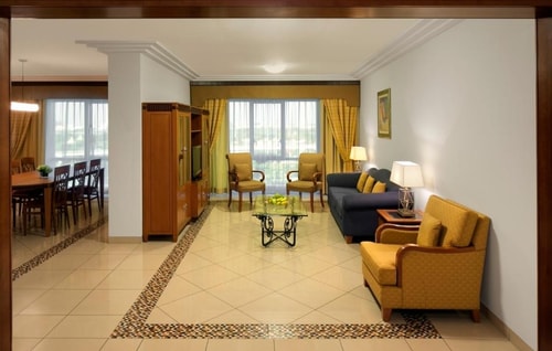 Four Bedroom Apartment Near fashion Club 5 Luxury Bookings