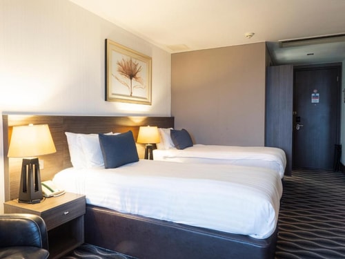 Standard King Or Twin Room Near Balaclava Park LON 2 Luxury Bookings