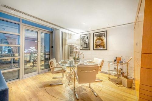 Presidential King Suite Near Falcon Tower Deira 8 Luxury Bookings