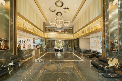 One Bedroom Suite City View At Palm Jumeirah 7 Luxury Bookings