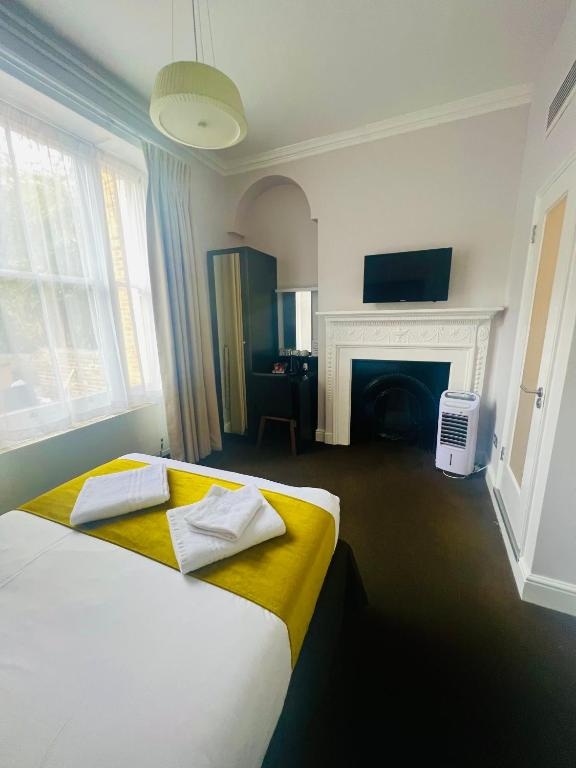 Double Room Near Russell Square LON Luxury Bookings