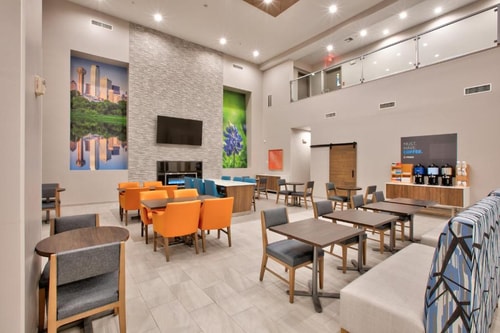 Standard Room Near Gold & Silver Exchange DAL 13 Luxury Bookings