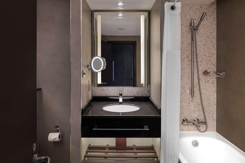 Superior Room Pool View Near Al Sarouj Roundabout 4 Luxury Bookings