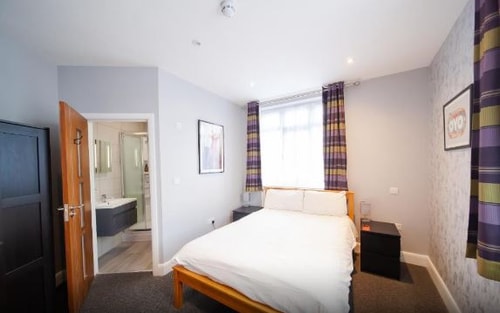 Standard Double or Twin Room Near Star Tours LON Luxury Bookings
