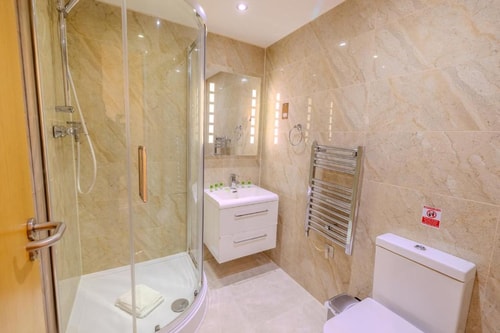 King Or Twin Room Near Shoreditch Church LON 11 Luxury Bookings
