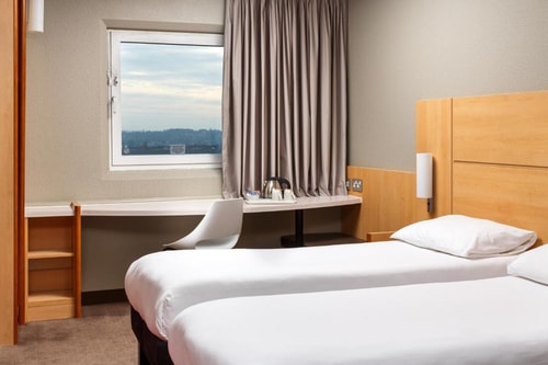 Double Or Twin Room Near Club Store West LON 4 Luxury Bookings