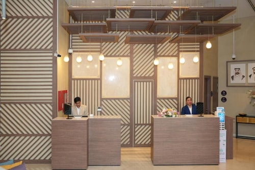 Standard Room Near Al Jadaf Metro Station 6 Luxury Bookings