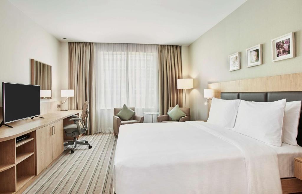 One Bedroom King Suite Near The B1 Mall Duabi Luxury Bookings