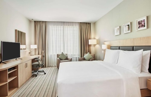 One Bedroom King Suite Near The B1 Mall Duabi Luxury Bookings