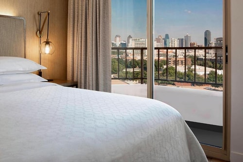 One Bedroom Suite Near Medieval Times Dinner DAL 1 Luxury Bookings