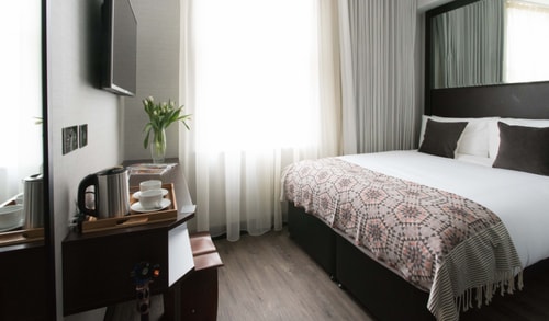 Deluxe Double Or Twin Room Near Chalk Farm LON 2 Luxury Bookings