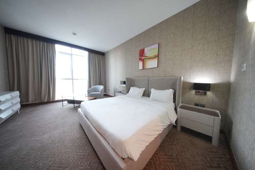 Premium Room Near Al Zafranah Park Abu Dhabi 3 Luxury Bookings