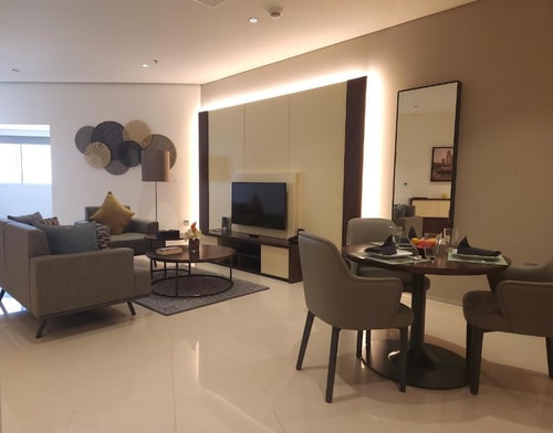 One Bedroom Apartment Near WTC Metro Station 10 Luxury Bookings