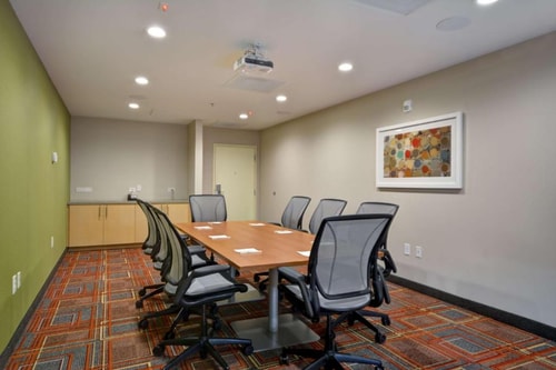 Studio Suite Near The Legacy Midtown Park DAL 6 Luxury Bookings