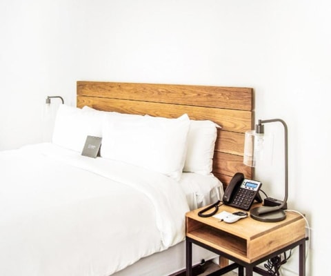 Standard Queen Room Near State of Yoga MIA 2 Luxury Bookings
