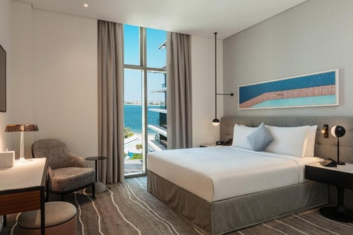 One Bedroom Suite With Balcony in Palm Jumeirah 1 Luxury Bookings